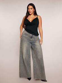 SHEIN BAE Plus Size Women Black Cross V-Neck Ruched Asymmetric Hem Cami Top, Suitable For Everyday, Outing, Date, Afternoon Tea, Vacation, Spring/Summer,Spring/Summer Vacation Floral Print White Camisole Top With Tie Straps,Mother's Day,4th Of July,Summer Outfits For Women,Music Festival - Black - View 5