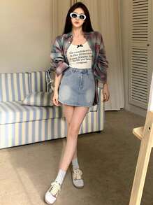 Gonna-pantaloncino in jeans versatile casual da donna adatta per tutti i giorni, con tasche