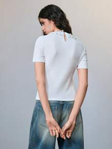 SHEIN LUNE 春夏新款时尚白色针织修身圆领三层荷叶边女式手工花朵上衣