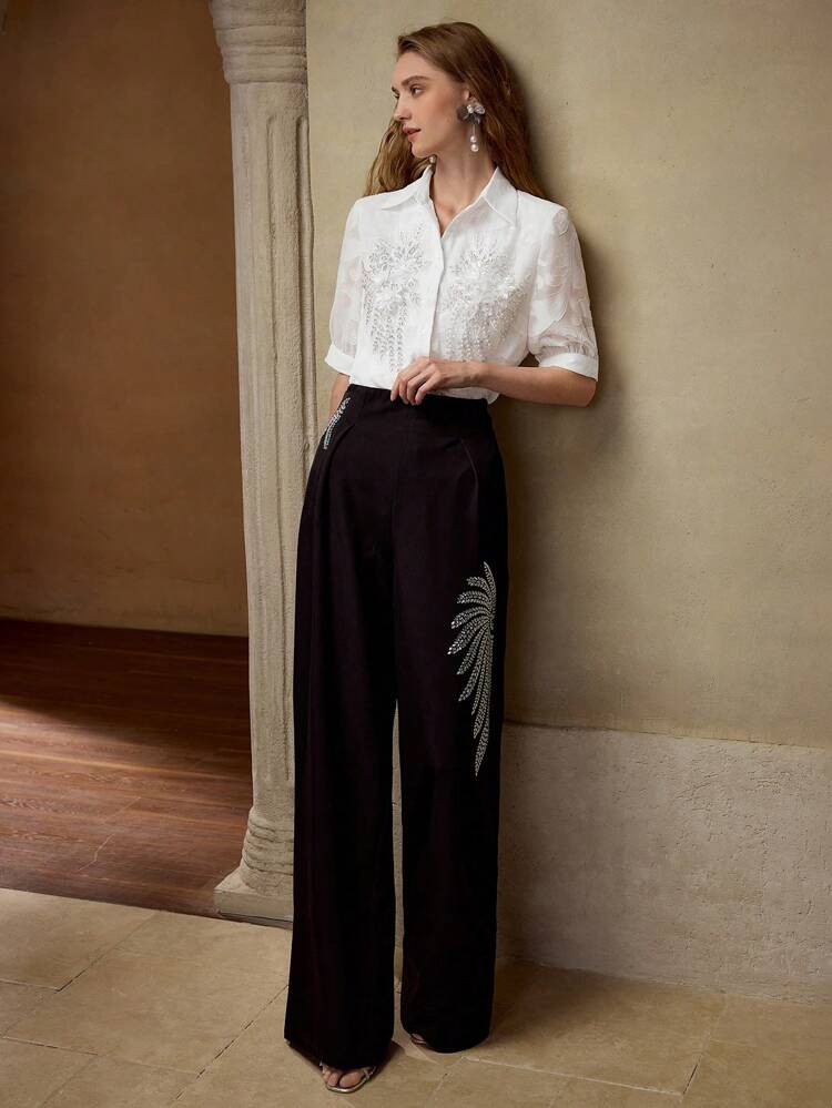 EMBROIDERY CONTRAST SEQUIN TOP