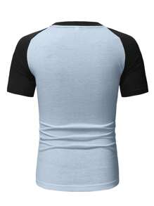 SHEIN Cottnline Camiseta de manga raglán con bloques de color 100% algodón para hombres - Celeste - Ver 2
