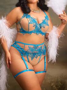 PinupGlam 5pcs Set Embroidered Mesh Plus Size Lingerie Set