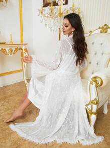 Luxury Elegant Sleepwear Set: 3D Floral Trim Wide Sleeve Jacquard Long Robe & Faux Silk Cami Nightgown - White - View 1