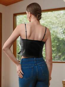 SHEIN ChicEase Áo hai dây cổ chữ V bằng da PU không đối xứng phía trước dành cho nữ - màu đen - Xem 2