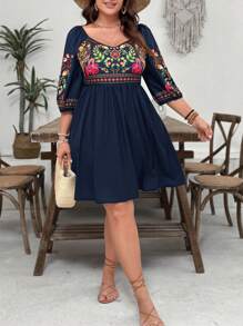 SHEIN VCAY Vestido corto de talla grande con escote corazón, estampado retro floral y animal, cintura definida y falda campana. Vestido casual bohemio para días festivos y San Valentín