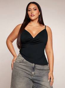 SHEIN BAE Plus Size Women Black Cross V-Neck Ruched Asymmetric Hem Cami Top, Suitable For Everyday, Outing, Date, Afternoon Tea, Vacation, Spring/Summer,Spring/Summer Vacation Floral Print White Camisole Top With Tie Straps,Mother's Day,4th Of July,Summer Outfits For Women,Music Festival - Black - View 7