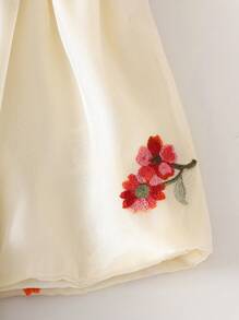 SHEIN Playful Pals Baby Girls' Pastoral Ditsy Floral Embroidery Sleeveless Top And Shorts Set, Cute For Summer - Apricot - View 4