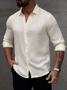 Manfinity Homme 条纹长袖休闲衬衫，适合夏季的简约风格