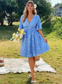 SHEIN LUNE Plus Size V-Neck Ditsy Floral Mini Dress, Spring/Summer - Blue - View 4