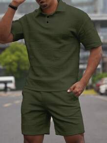 Manfinity Homme 男士休闲纯色纹理短袖 Polo 衫和短裤套装男士两件套 - 軍綠色 - 查看 4