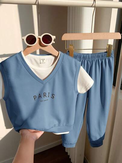 SHEIN Leap Crew 3 件套年轻男童休闲字母印花圆领短袖上衣和纯色裤子套装，适合春夏季、户外玩耍、学校、街头服饰、派对和休闲，性价比高