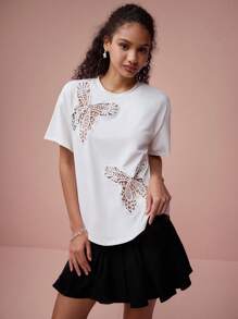 Enchnt 春夏浪漫女士蝴蝶刺绣镂空 T 恤，甜美优雅，适合情人节、节日、甜蜜约会、日常和度假 - 白色 - 查看 4