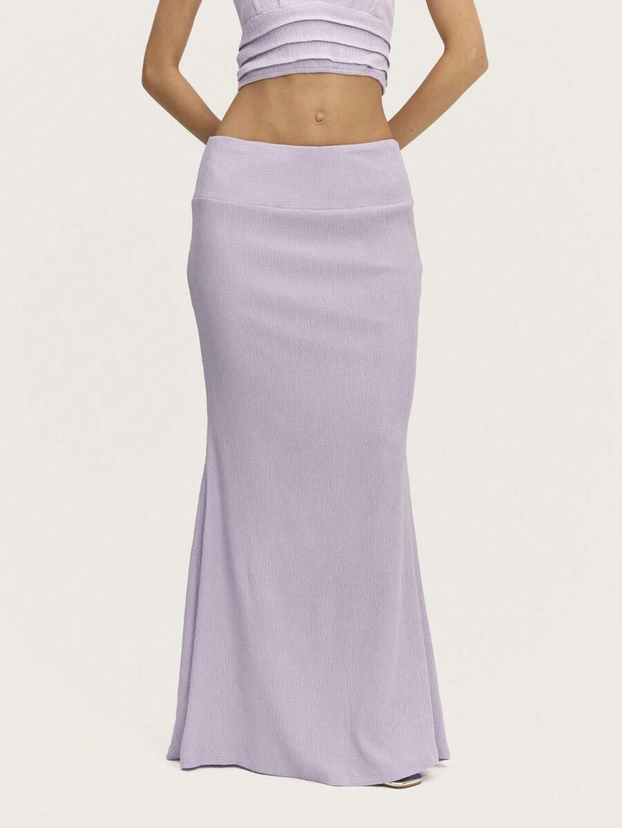 Nöista Falda larga de jacquard lila con dobladillo acampanado y cintura ancha para una silueta elegante. Perfecta para el verano, las vacaciones de Pascua y las graduaciones. - Púrpura malva - Ver 1