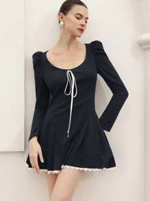 SHEIN Unity Französischer aristokratischer Stil Kontrast Farbe Krawatte Vorne & Gerüschter Saum Puffärmel Romantisch Süß Slim Mini Kleid, vielseitig für Date/Events - Schwarz - Übersicht 5