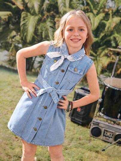Young Girls Y2K Urban Street Cool Young Girl Casual Sleeveless Denim Dress - Light Blue Wash, Button Front Closure And Flat Pockets, With Belt On Side Seam. And Chic.