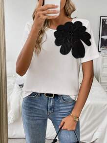 Franclia Camiseta com Aplicações Florais de Mangas Curtas para Verão, Camisetas Gráficas Femininas, Tops Fofos - Branco - Visão 4