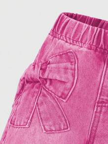 SHEIN Playful Pals Young Girl Casual All-Match Versatile Cute Bow Jacquard Personalized Pocket Comfortable Loose Straight Washed Denim Jeans, Suitable For Daily Wear - Hot Pink - View 4