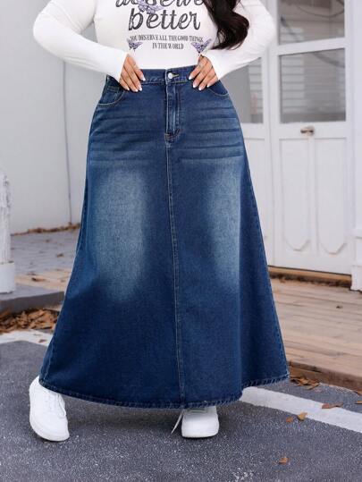 SHEIN EZwear 大码牛仔迷你裙，简约时尚，适合夏季