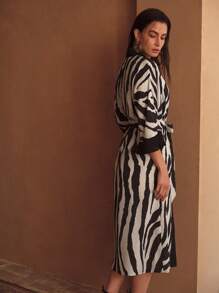 MOTF PREMIUM ZEBRA PRINT OPEN FRONT KIMONO - Multicolor - View 3