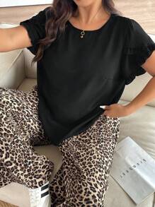 SHEIN Frenchy 2pcs Plus Size Women Petal Short Sleeve Blouse And Leopard Print Pants Set - Multicolor - View 1