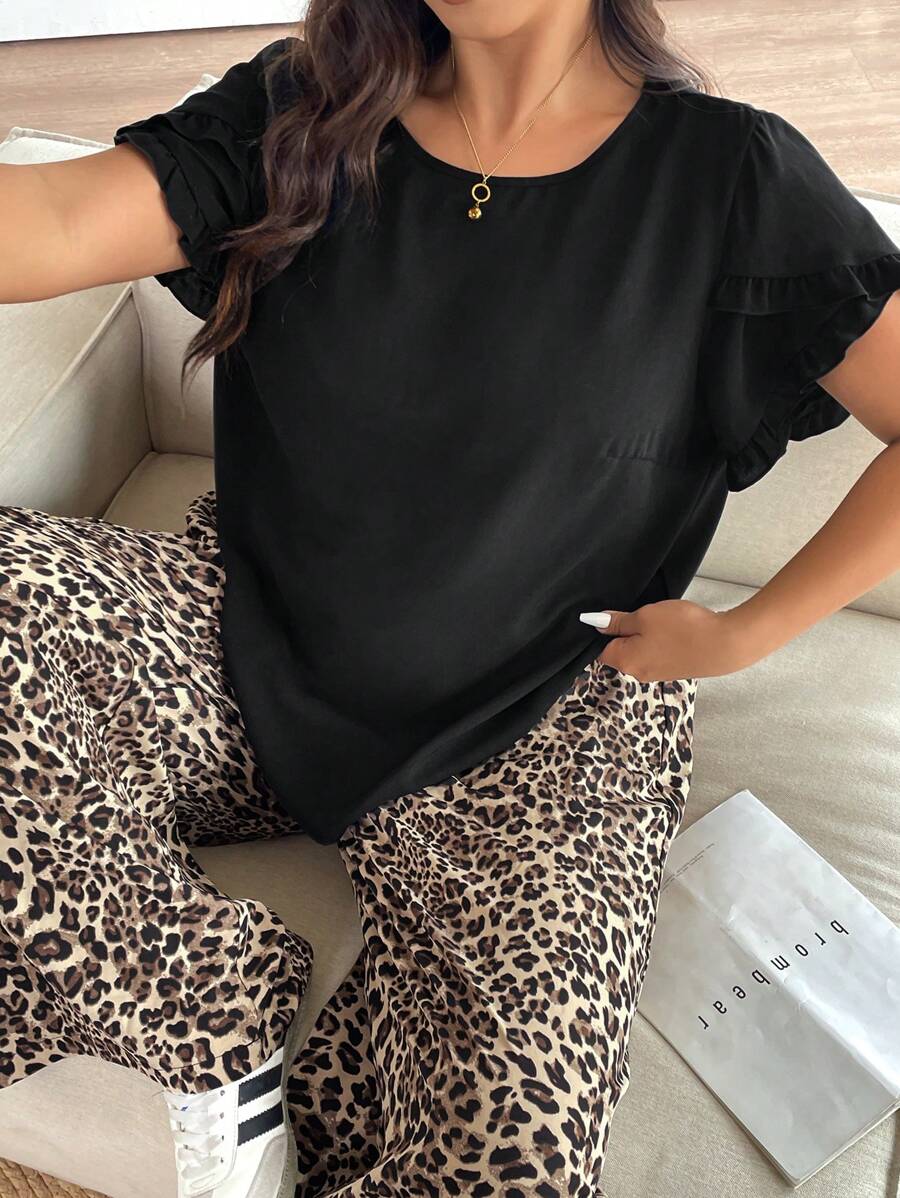 SHEIN Frenchy 2pcs Plus Size Women Petal Short Sleeve Blouse And Leopard Print Pants Set - Multicolor - View 1