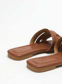 CUCCOO BIZCHIC Women's Solid Color Fashion Metal Buckle Flat Slide Sandals