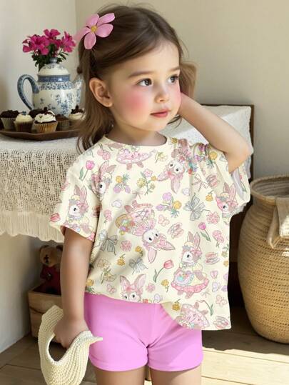 SHEIN Söt pastoral kanin & blommönster med pressade blomsteruppsättningar, boho vildblommor, växtset, vintage botaniska uppsättningar, pastellblommiga naturuppsättningar, Baby Girl Casual Minimalistisk rundhalsad kortärmad t-shirt och tighta shorts, lämplig för vår/sommar