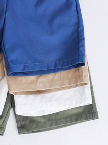 SHEIN Conjunto de 4 piezas de pantalones cortos informales y deportivos para niño pequeño, adecuados para uso diario, escuela, deportes, primavera/verano, que incluye: pantalones cortos blancos con cordón, pantalones cortos verdes, pantalones cortos azules, pantalones cortos negros