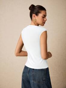 Poéselle Women Casual Solid Color Metal Decor T-Shirt - White - View 3