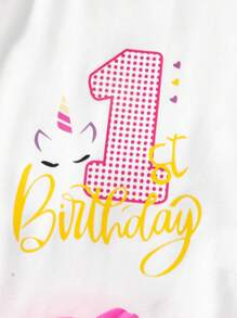 SHEIN Conjunto de 2 piezas para bebé niña: Camiseta de manga corta elástica con estampado de unicornio lindo y falda en A de malla color fucsia para el verano