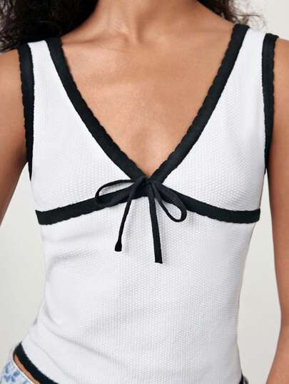 SHEIN Maija Black And White Color Block Tie-Up Bow Top,Textured Pineapple Weave V-Neck Sleeveless Tank,Autumn Elegant And Classy Everyday Casual Summer Outings
