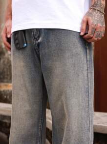 Manfinity Hypemode Loose Fit Men's Slant Pocket Wide Leg Jeans - Light Wash - View 7