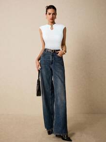 Poéselle Women Casual Solid Color Metal Decor T-Shirt - White - View 2