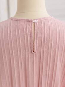 SHEIN Glamorique Kids Girls' Princess Dress With 3D Floral Textured Fabric And Tiered Mesh Cap Sleeves Pretty Dress For Girl Toddler Dress For Wedding Tween Girls Flower Dress Young Girls Floral Dress Rose Dresses For Girls Party Dresses For Kids Birthday Dresses For Girls Flower Party Dress For Girls