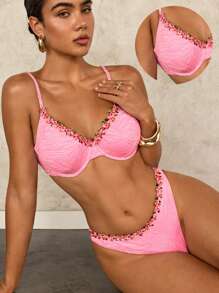 SHEIN Swim Conjunto de ropa de baño para mujer de unicolor con bordado floral de tela jacquard