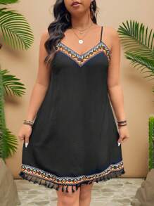 Breezaya 大码女式宽松直筒 V 领无袖拼布丝带和流苏肩带度假连衣裙 - 黑色 - 查看 6