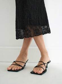 Maija Women's Ruched Cropped Camisole And Mini Skirt Fashion 2 Pieces Set - Black - View 5