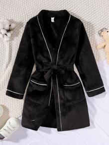 SHEIN 男大童雙口袋拼接滾邊腰帶法蘭絨睡袍 - 黑色 - 查看 5