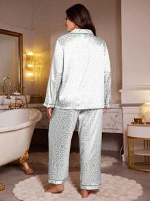 MuseNap CURVE Plus Size Leopard Print Jacquard Faux Silk Shawl Collar Top & Pants Sleepwear Set, Fall Winter Clothes - White - View 2
