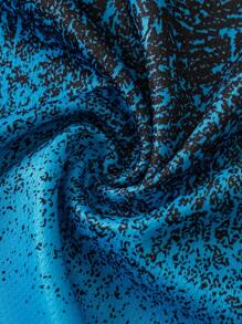 SHEIN Tween Boys 2pcs Set: Round Neck Raglan Short Sleeve Graphic Print T-Shirt & Elastic Waist Printed Shorts, Summer Activewear Outfit - Blue - View 6