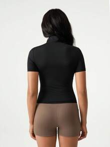 Hanevo 休闲百搭纯色立领短袖T恤