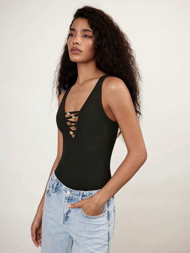 SHEIN Maija 2025年春夏新作 ファッションカジュアル バカンス Vネック レースパッチワーク ボディスーツ、女性に快適、ミュージックフェス、ビーチ、バカンス、デイリーカジュアル、ロマンチック市内散歩、結婚式、卒業式に適しています