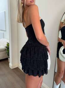 Women Floral Lace Bow Decor Ruffle Hem Tube Dress - Black - View 4