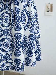 SHEIN Teen Girls Blue & White Plain Woven Square Neck Sleeveless Ruffle Hem Butterfly Back Hollow Out Mini Dress, Suitable For Vacation, Festivals, Lunch, Music Festivals