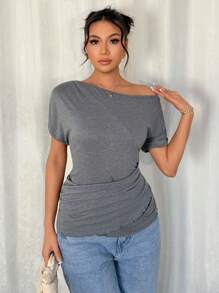 Chiquease Camiseta fruncida con hombro asimétrico de unicolor para mujer, de estilo minimalista, apropiada para el verano
