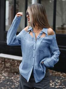 Aveloria Modichic Camisa de mujer de manga larga con diseño minimalista de moda, cuello halter hueco de imitación, botón delantero y tela texturizada