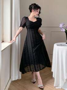 DAZY Vestido corto de mujer con cuello en pico combinado, decoración de perlas en la cintura, mangas cortas, textura de jacquard y aplicación de malla, ideal para cumpleaños y baile de graduación