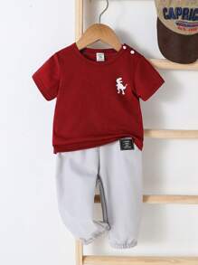 SHEIN Playful Pals Baby Boy Casual Simple Cute Dinosaur Print Short Sleeve T-Shirt And Solid Color Elastic Waist Pants 2 Pieces Outfit Set, Suitable For Summer Outdoor Wear Boy Toddler Clothes Boy Infant Clothes Boy Clothes Toddler - Multicolor - View 3