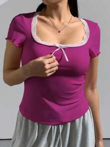 Calvaya Maglietta casual da donna taglie forti con maniche corte, decorata con pizzo a contrasto e fiocco