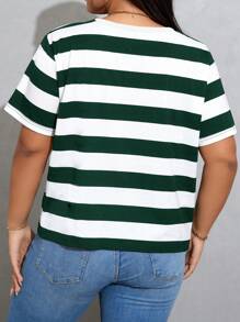 SHEIN Essnce Plus Size Women's Summer Casual Sports Striped Loose T-Shirt, Summer Tops, Cute Summer Tops,Back To School,Black And White T-Shirt